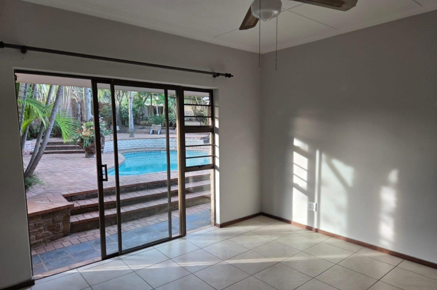 4 Bedroom Property for Sale in Nahoon Valley Park Eastern Cape
